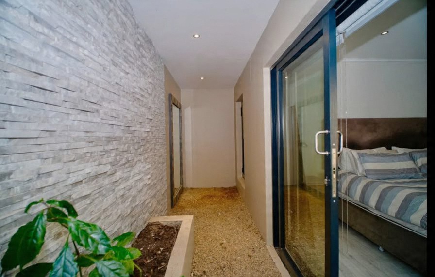 3 Bedroom Property for Sale in Calypso Beach Western Cape